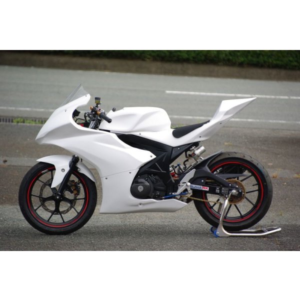 特価 GSX-R125/150 アッパー＆アンダー＆スクリーン&シート